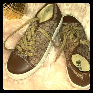 🔥💰Michael Kors shoes 💰🔥